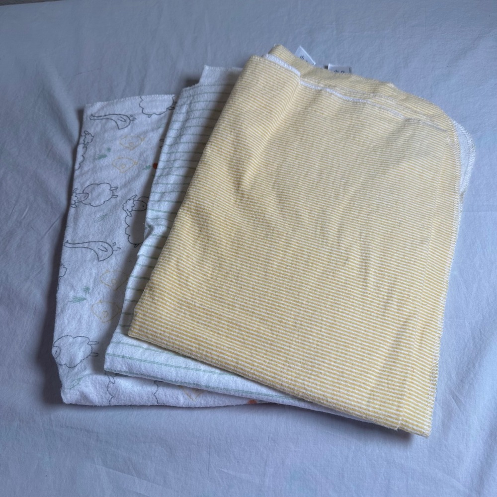 Carters Baby Receiving Blankets Set of 3 Yellow Green Stripe Sheep Farm Print OS
